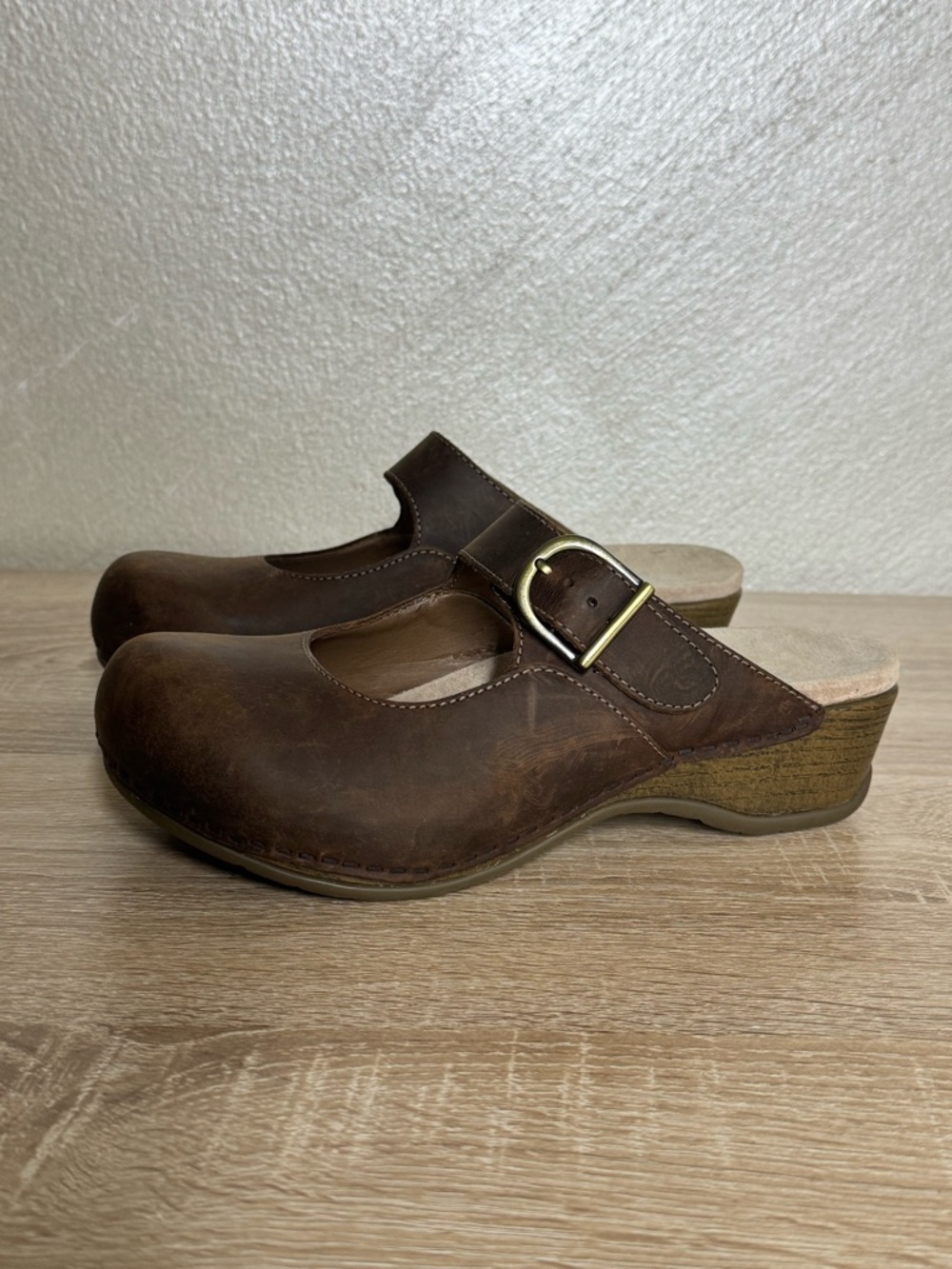 Dansko Martina clogs in brown oiled leather Size 37 US 6.5 Mary Jane Clogs